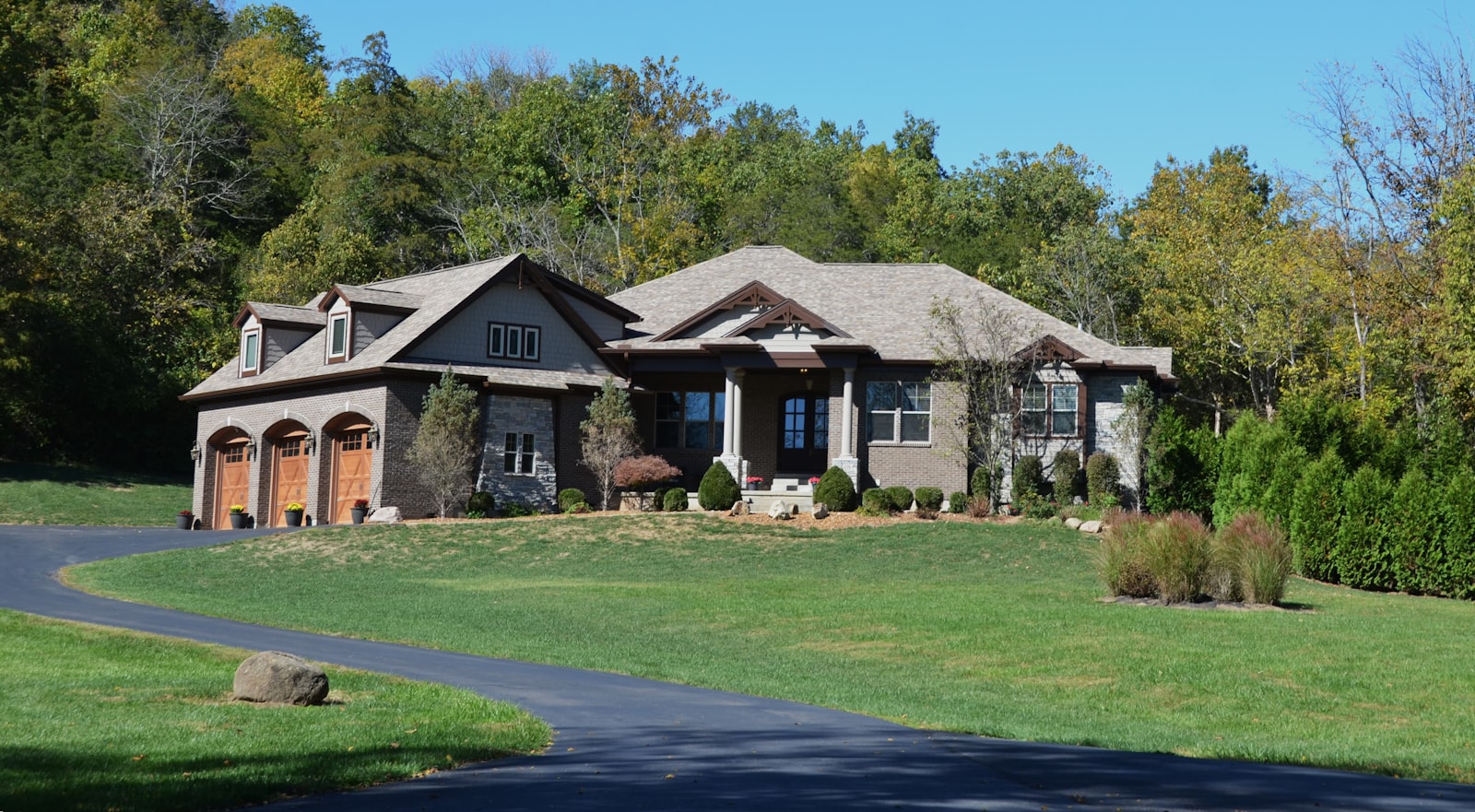 About Oakley Burton, REALTOR®